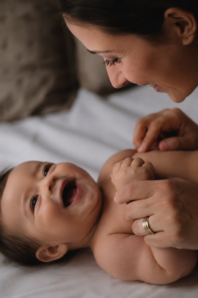 Raat ko baar baar uthne wale bacche ke liye sleep solutions